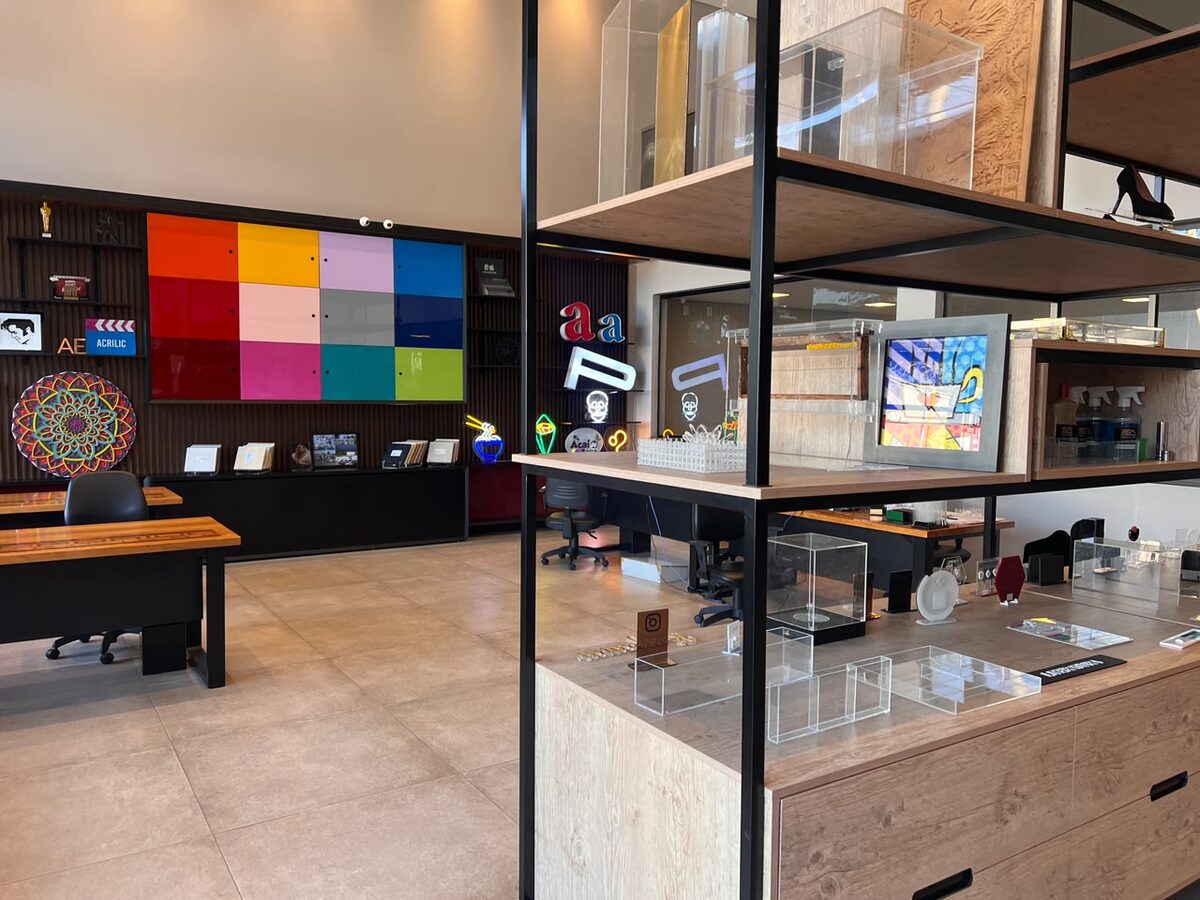 Showroom Emporium — Emporium Acrílicos Bauru